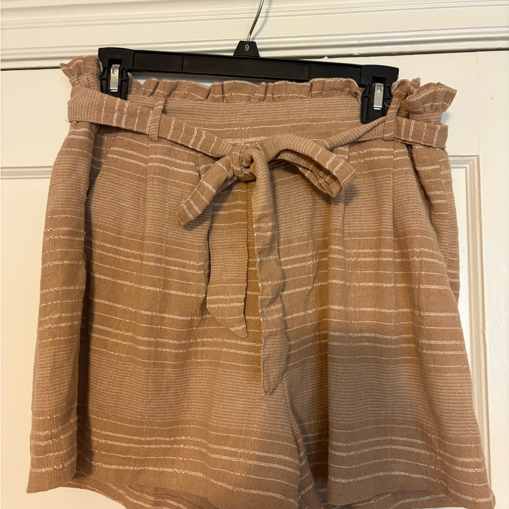 Stylish Tan Women's Shorts